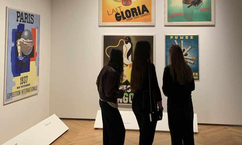 Francouzský meziválečný reklamní plakát